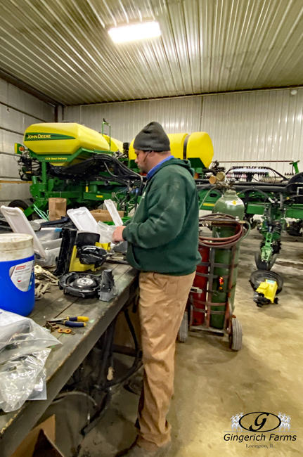 Seed Meter - Gingerich Farms