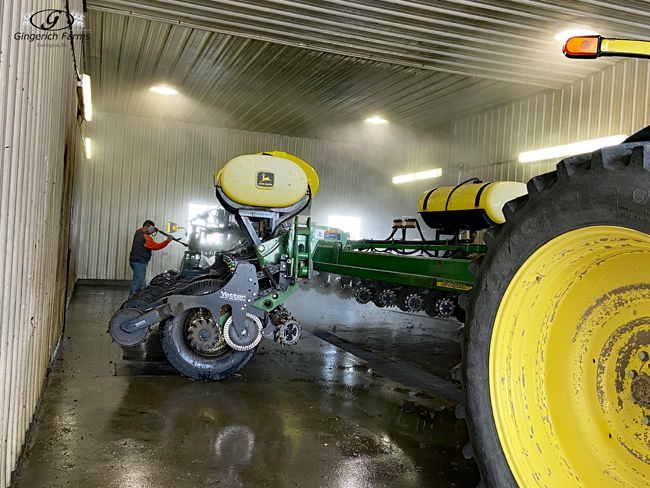 Washing John Deere striptill - Gingerich Farms