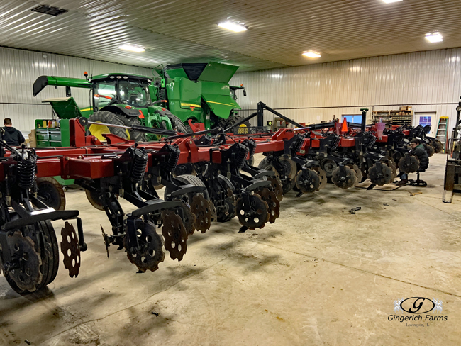 Strip-till maintenance - Gingerich Farms 