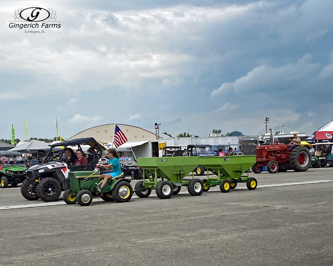 Pulling wagons - Gingerich Farms